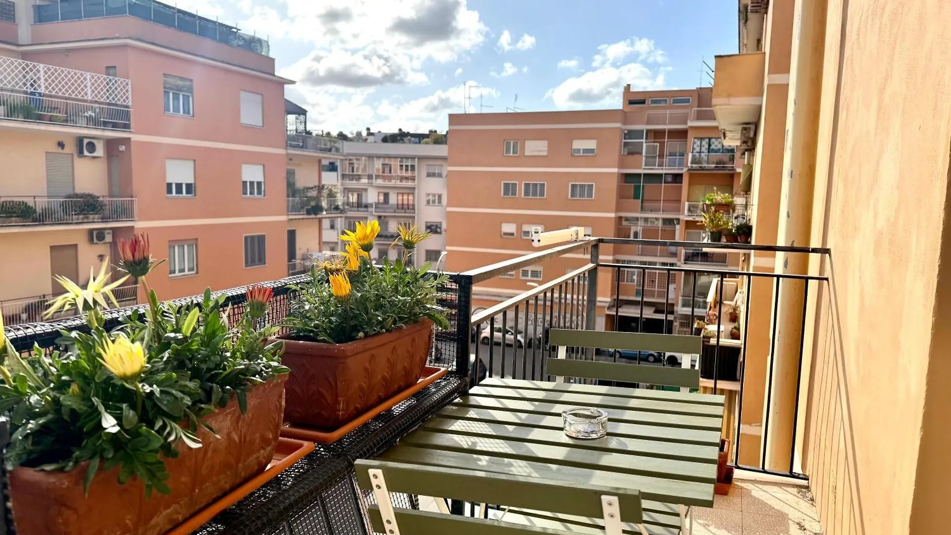 La Dolce Vita - Roman Experience Apartment