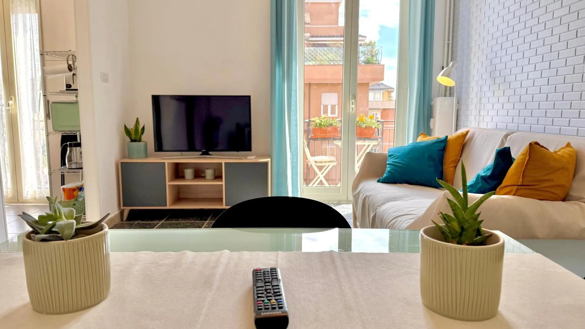 La Dolce Vita - Roman Experience Apartment